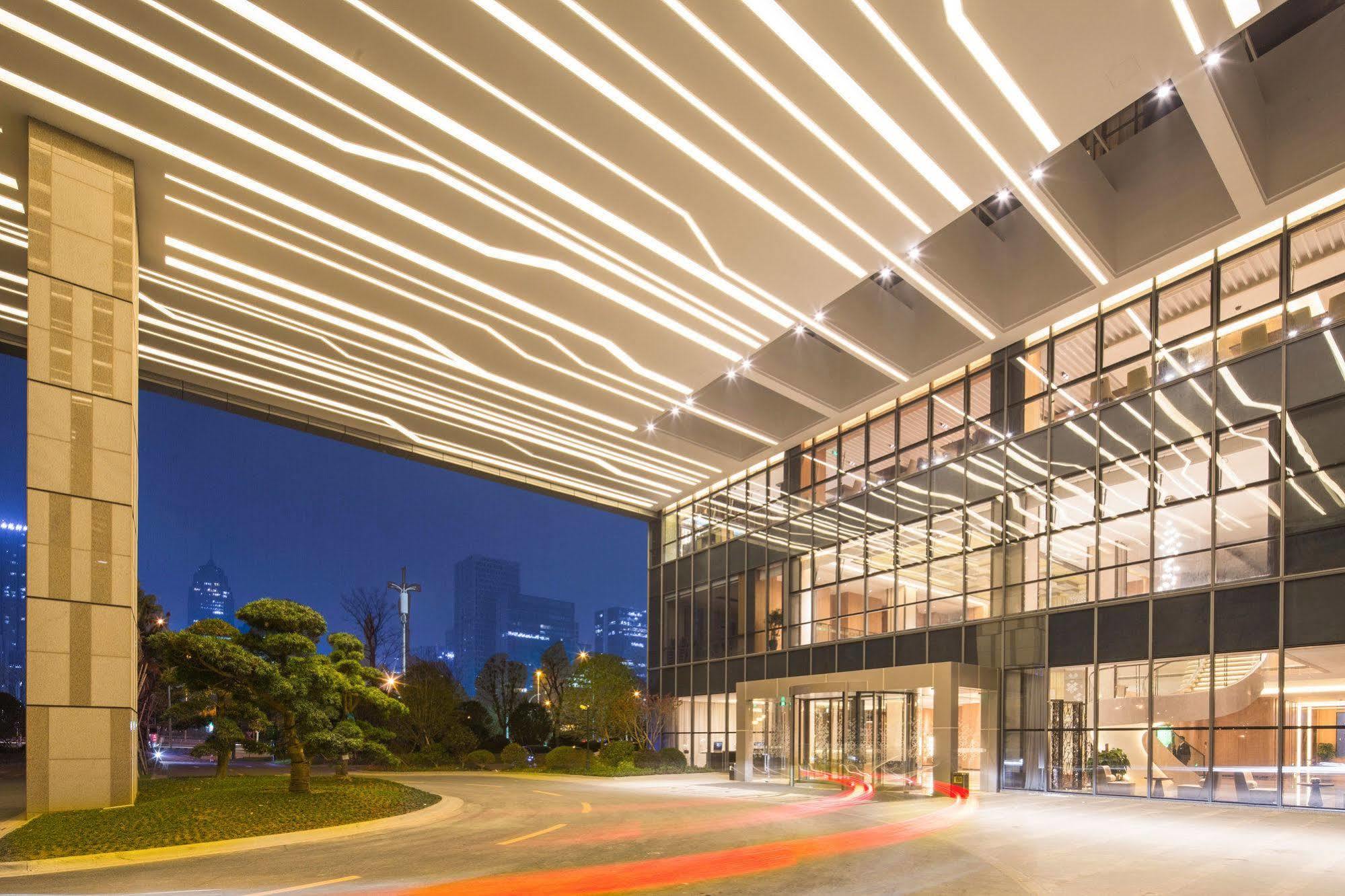 Hilton Garden Inn Ningbo Exterior photo